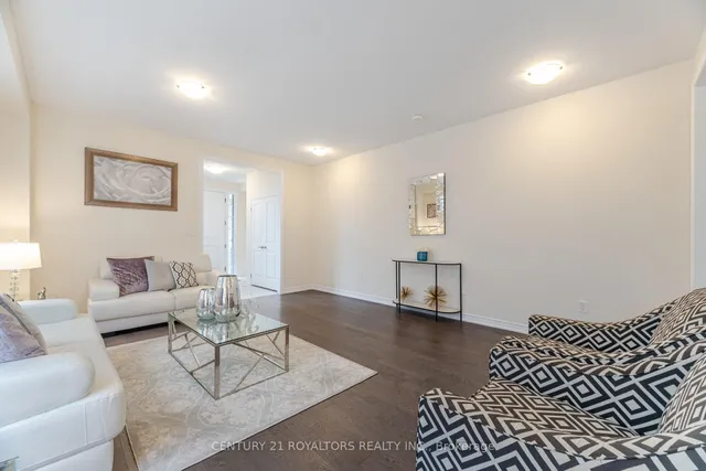 Additional property image - 1 Moorcroft Pl