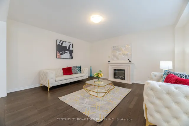 Additional property image - 1 Moorcroft Pl