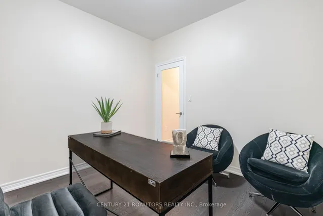 Additional property image - 1 Moorcroft Pl