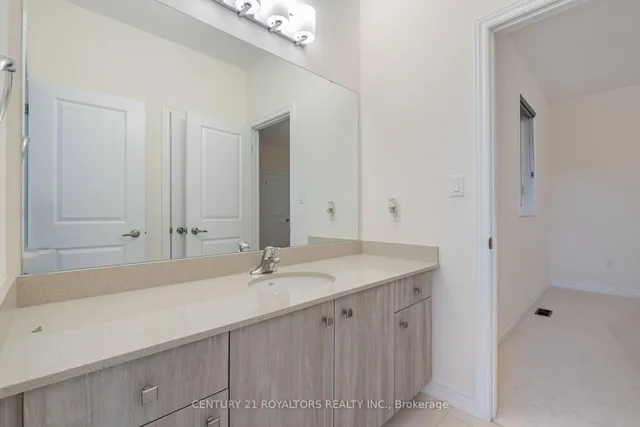 Additional property image - 1 Moorcroft Pl