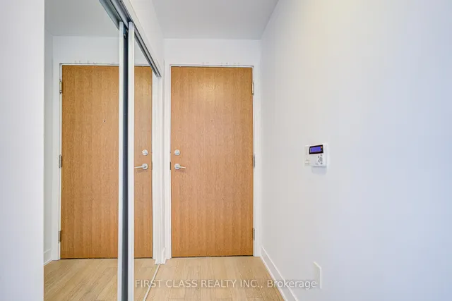 Additional property image - 20 Shore Breeze Dr Unit 1710