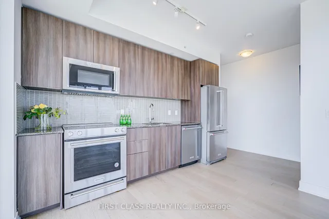 Additional property image - 20 Shore Breeze Dr Unit 1710