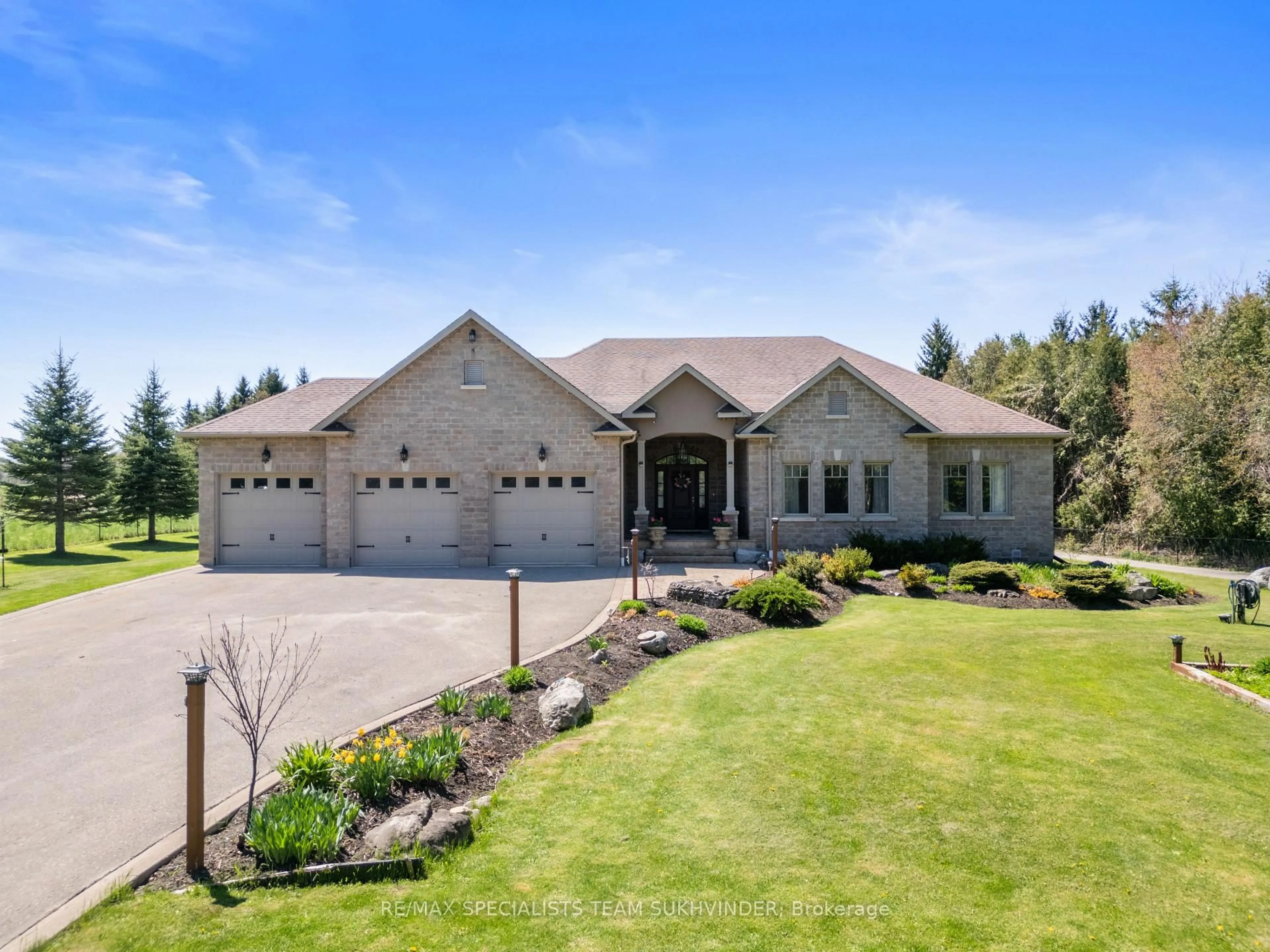 Unknown for 19728 Kennedy Rd, Caledon Ontario L7K 1Y2