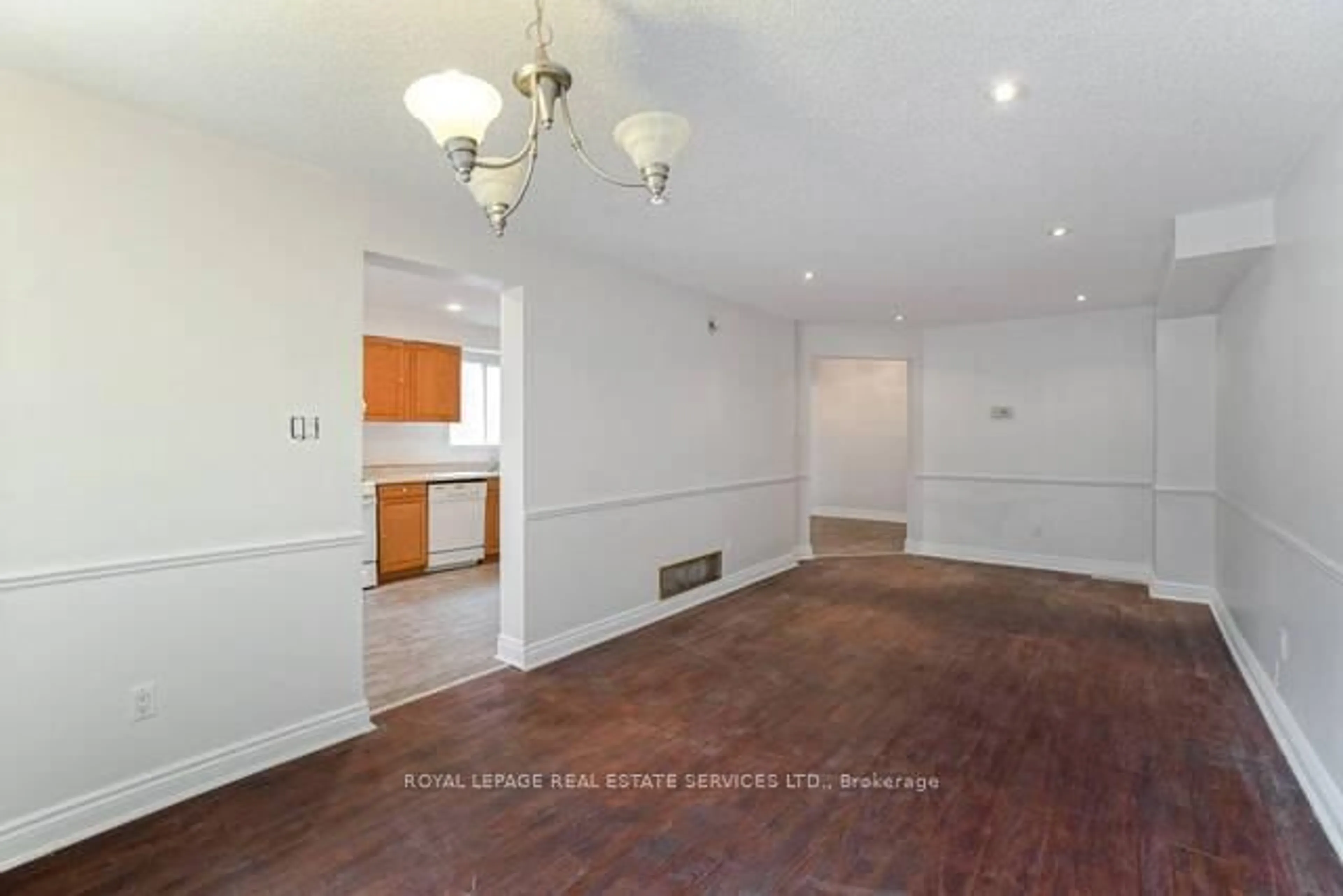 A pic of a room for 6 Albemarle Crt, Brampton Ontario L6Z 1R4