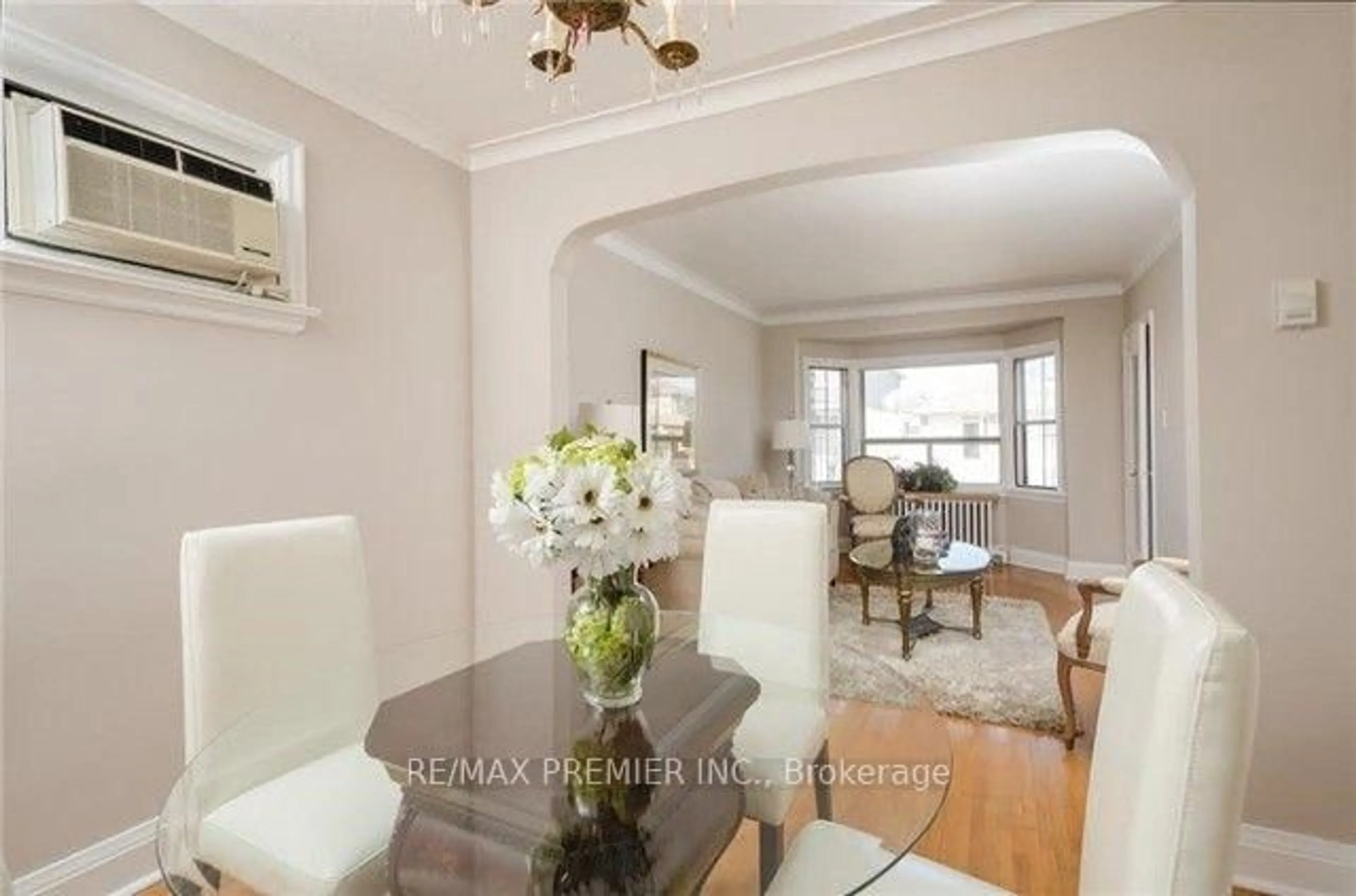 Dining room, wood/laminate floor for 1013 Briar Hill Ave, Toronto Ontario M6B 1M6