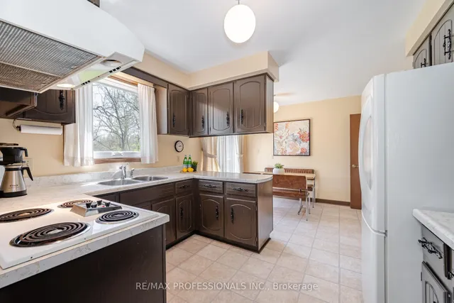 Additional image 40 of 9 Wingrove Hill