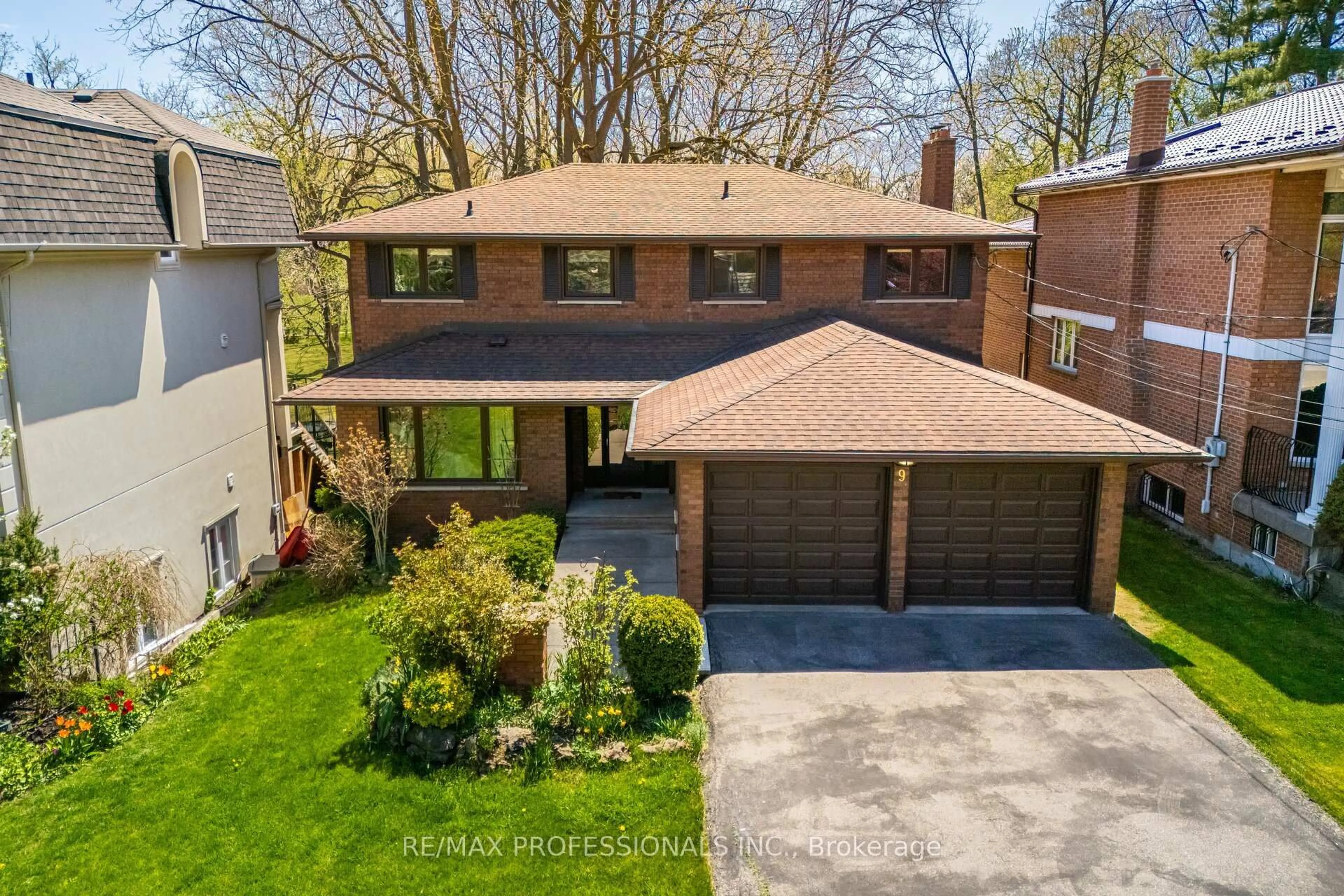 Home with brick exterior material, street for 9 Wingrove Hill, Toronto Ontario M9B 2C3