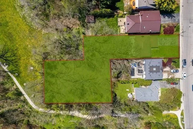 Primary image of 9 Wingrove Hill