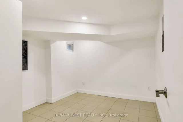 Additional property image - 17 Melbourne Ave