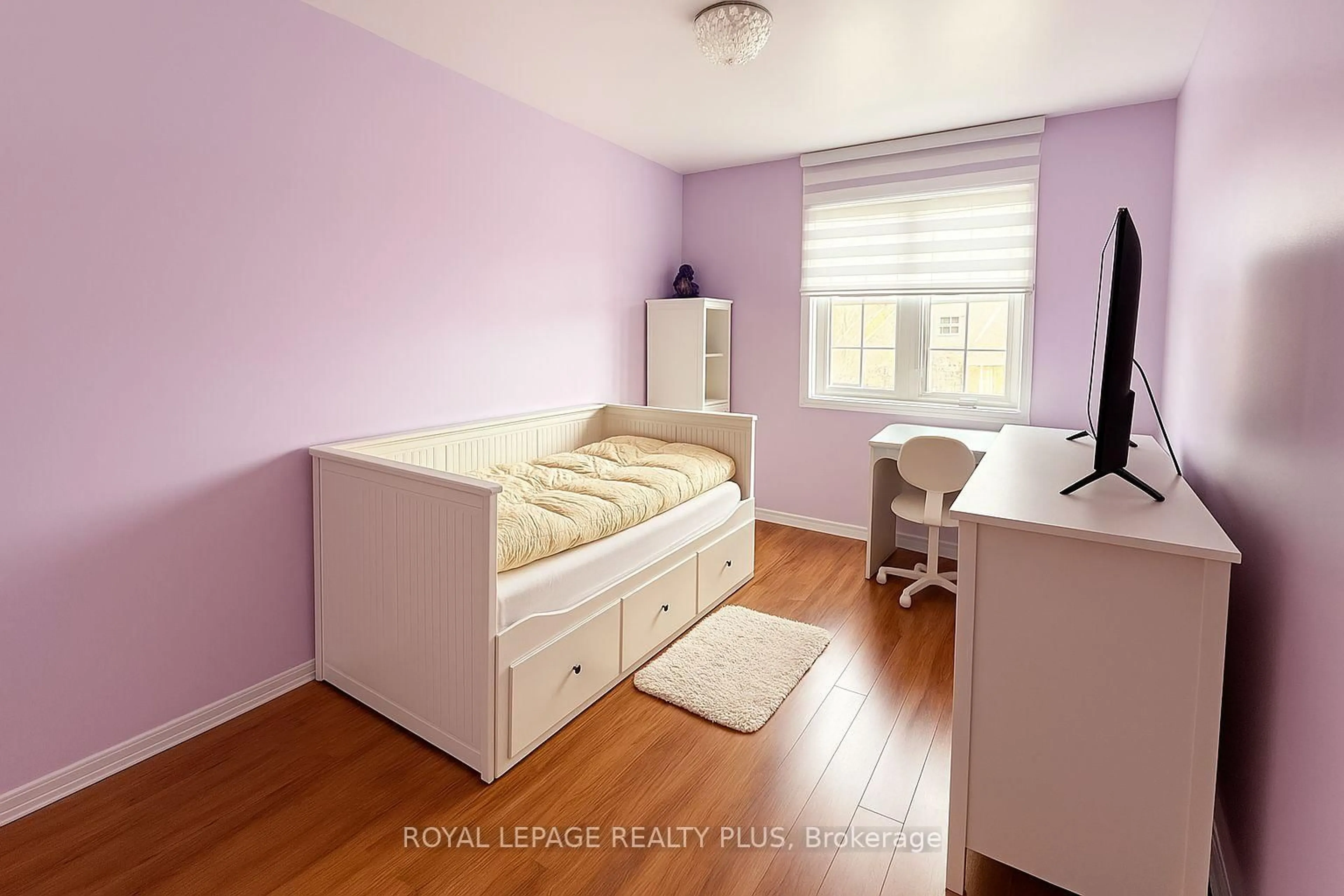 Bedroom with bed, wood/laminate floor for 2120 Rathburn Rd #113, Mississauga Ontario L4W 2S8