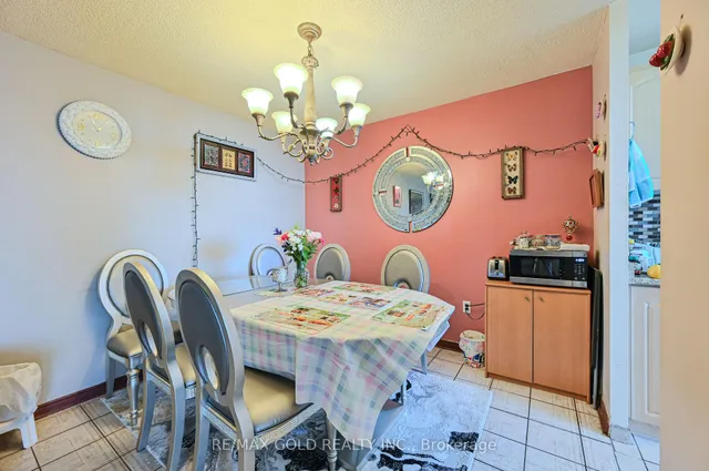 Additional property image - 4 Kings Cross Rd Unit 1807