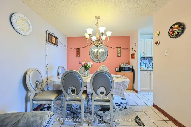 Additional property image - 4 Kings Cross Rd Unit 1807