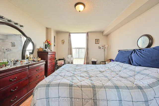 Additional property image - 4 Kings Cross Rd Unit 1807