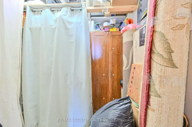 Additional property image - 4 Kings Cross Rd Unit 1807