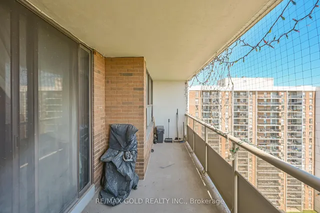 Additional property image - 4 Kings Cross Rd Unit 1807