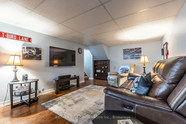 Additional property image - 3201 Centennial Dr