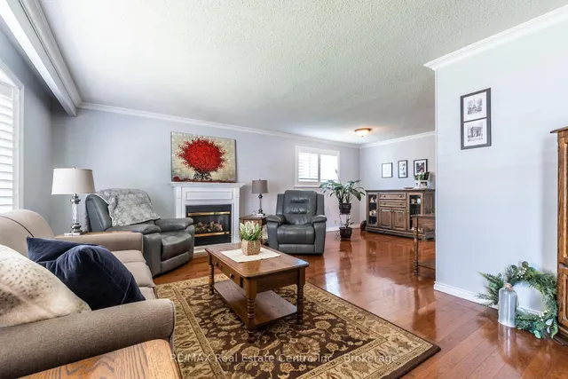 Additional property image - 3201 Centennial Dr