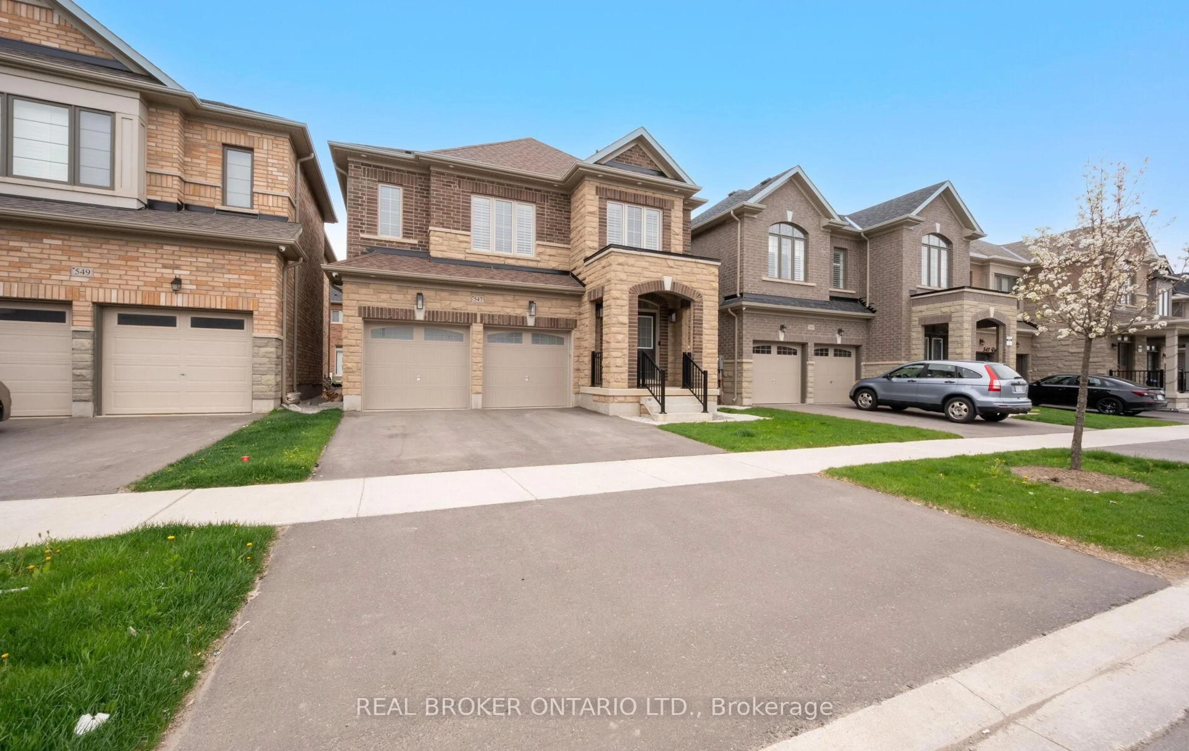 Home with brick exterior material, street for 547 Veterans Dr, Brampton Ontario L7A 5A6