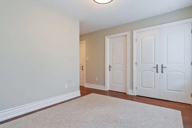 Additional property image - 274 Lake Promenade N/A