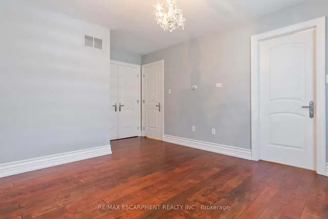 Additional property image - 274 Lake Promenade N/A