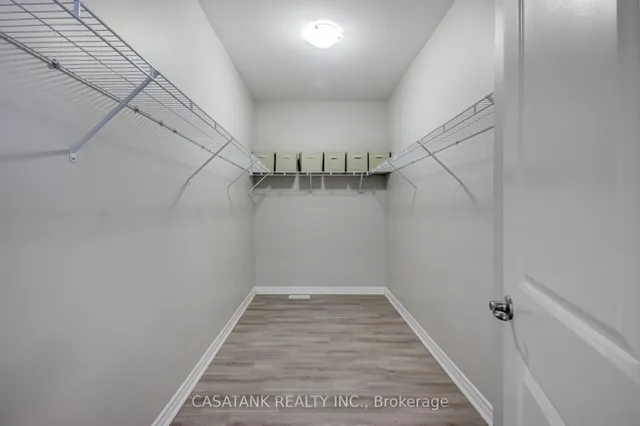 Additional property image - 359 North Park Blvd