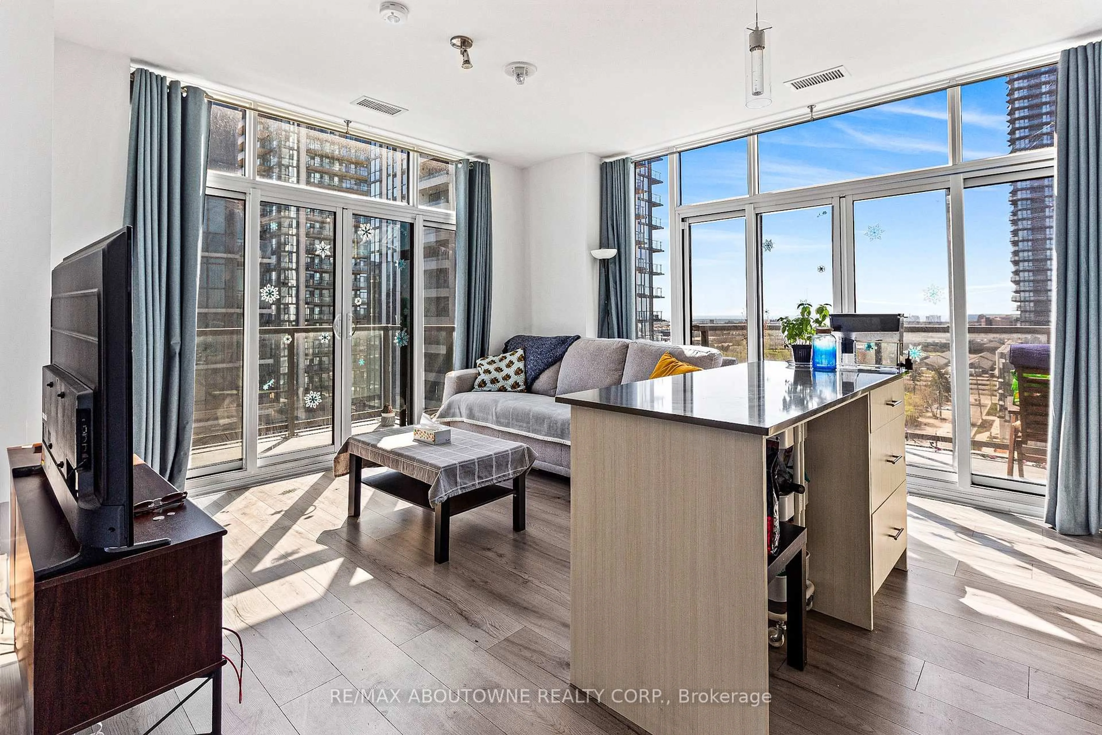 Unknown for 1195 The Queensway Ave #PH1007, Toronto Ontario M8Z 0H1