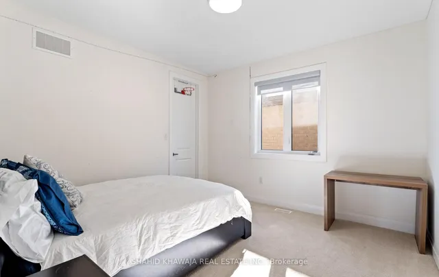 Additional property image - 1355 Basswood Cres