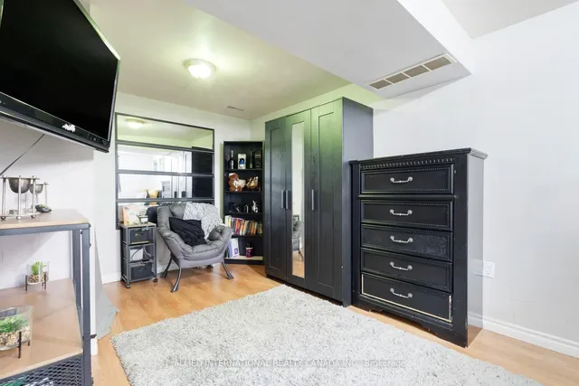 Additional property image - 467 Gilbert Ave