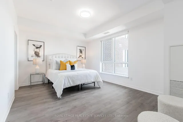 Additional property image - 150 Oak Park Blvd Unit 422