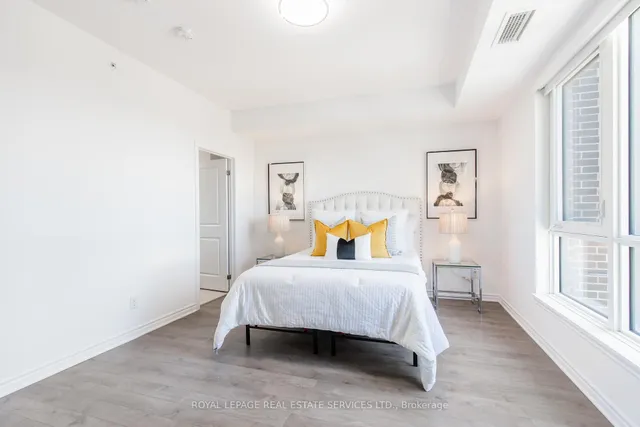 Additional property image - 150 Oak Park Blvd Unit 422
