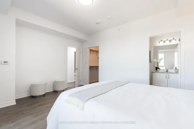 Additional property image - 150 Oak Park Blvd Unit 422