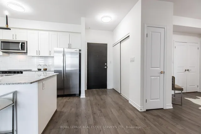 Additional property image - 150 Oak Park Blvd Unit 422