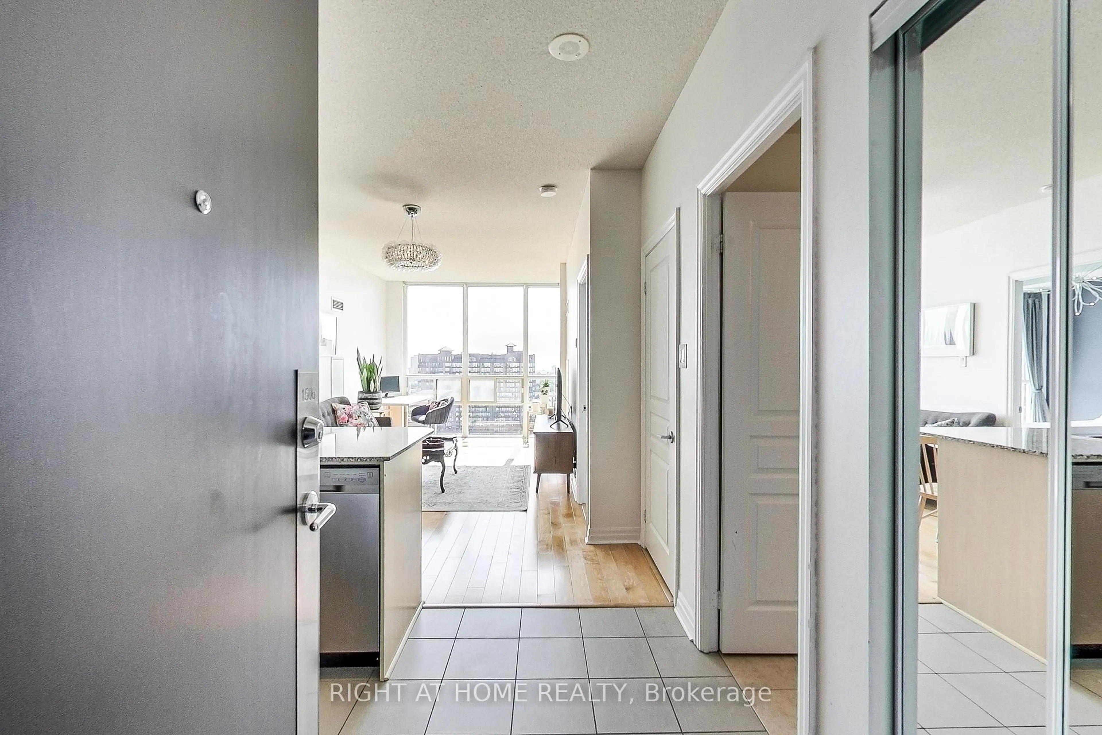 Unknown for 3515 Kariya Dr #1506, Mississauga Ontario L5B 0C1