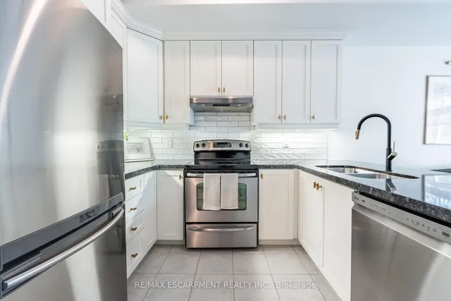 Additional property image - 181 Plains Rd Unit 20