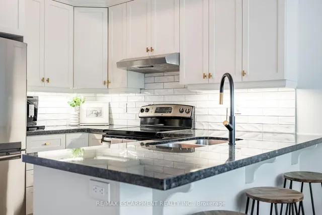 Additional property image - 181 Plains Rd Unit 20