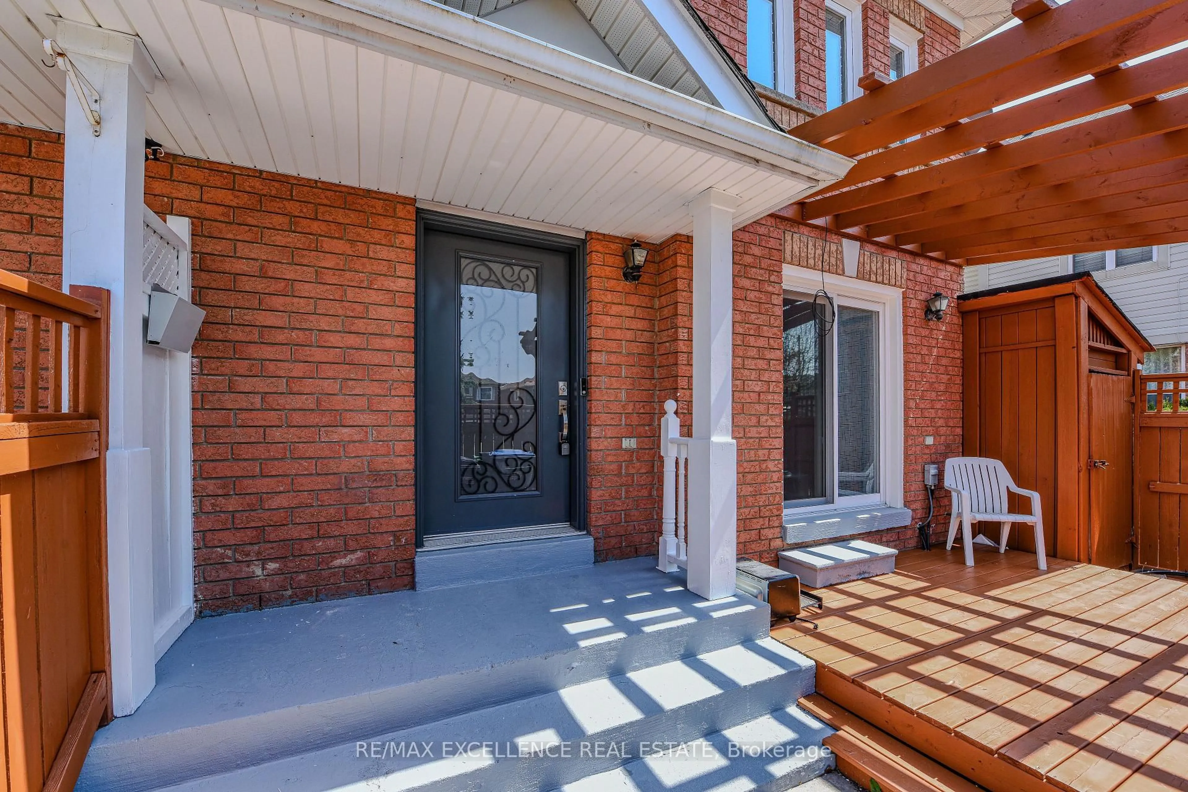 Unknown for 71 Oatfield Rd, Brampton Ontario L6R 1Y3