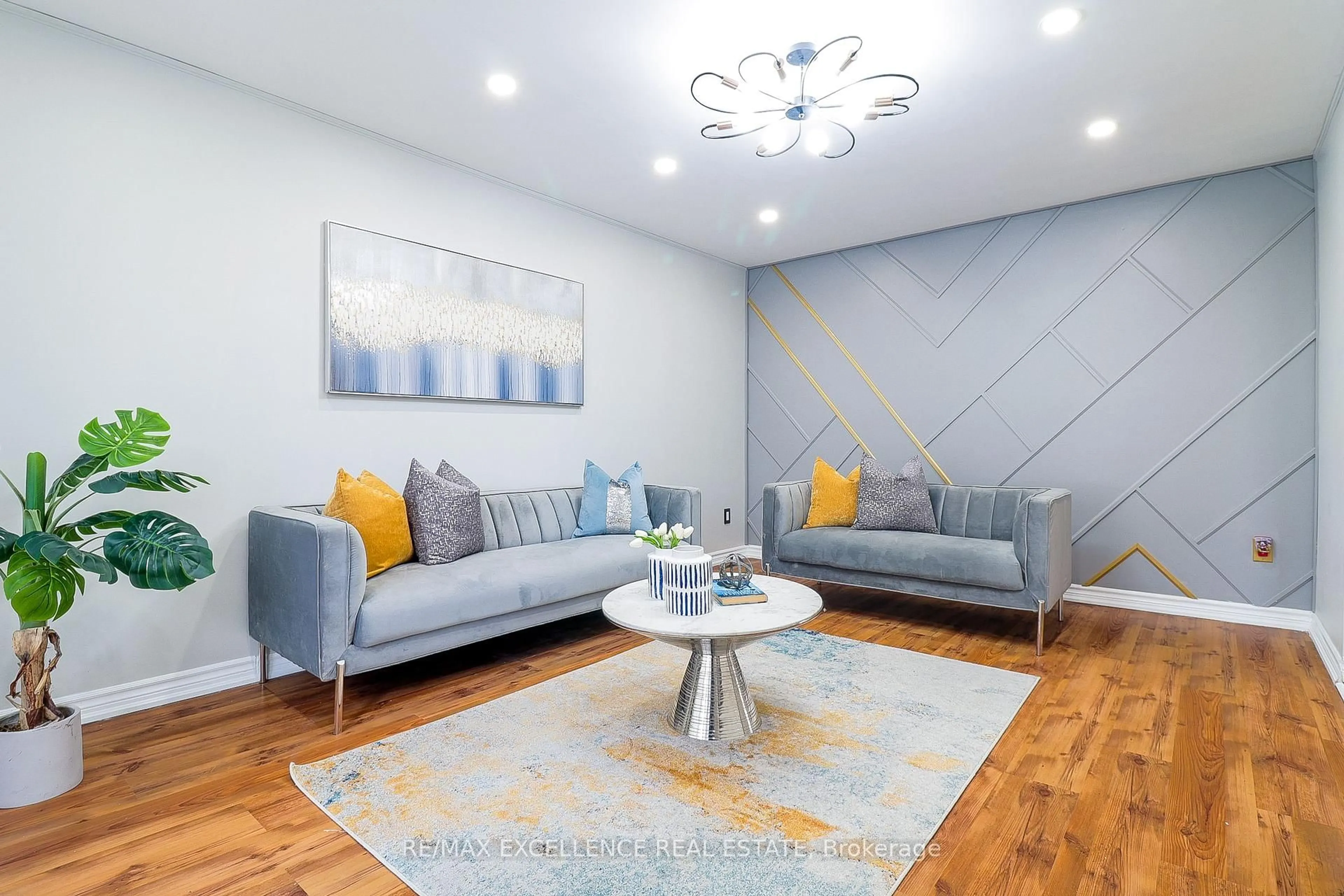 Living room with furniture, unknown for 19 Mikado Cres, Brampton Ontario L6S 3R3