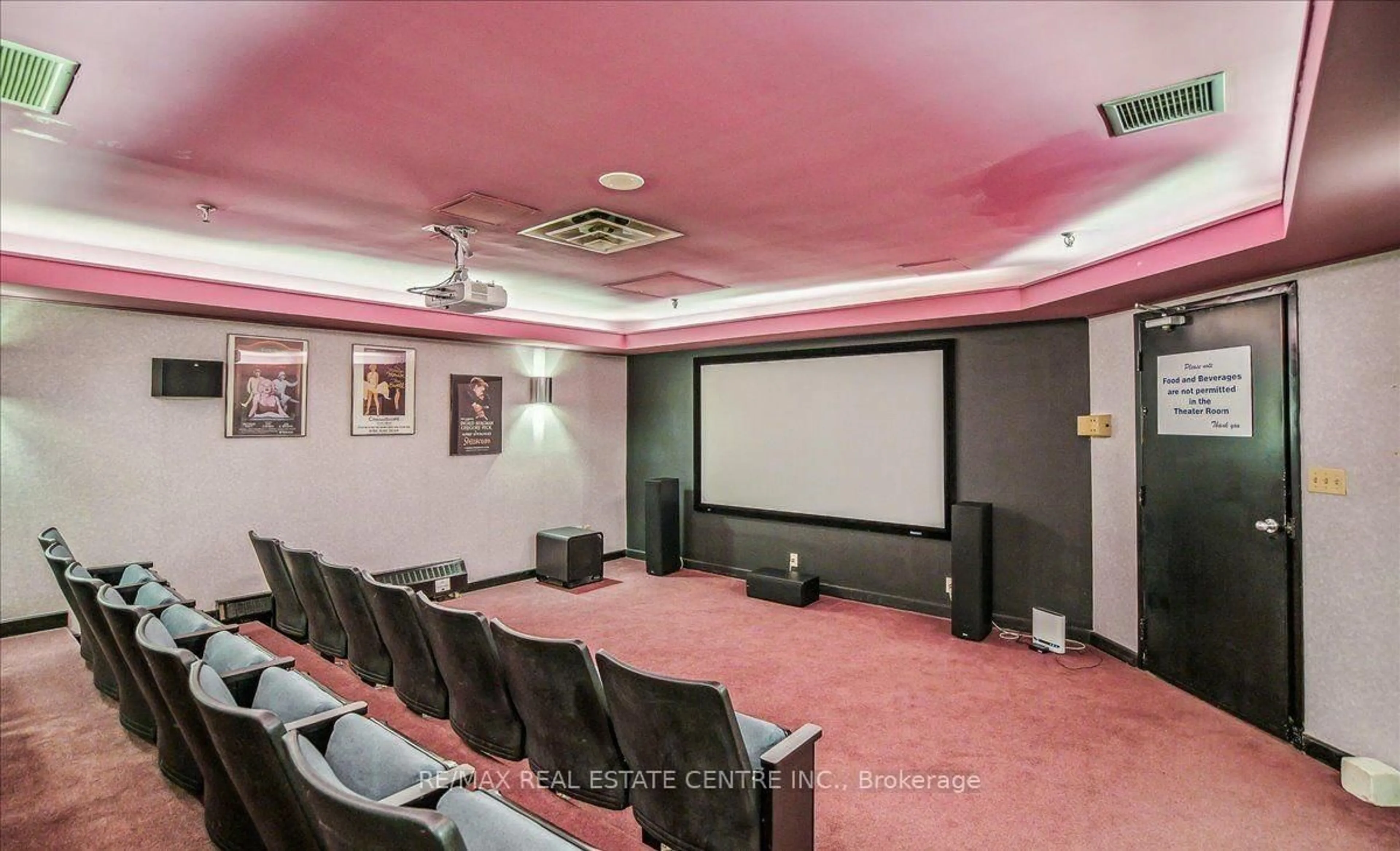 Home theater for 3605 Kariya Dr #2007, Mississauga Ontario L5B 3J4