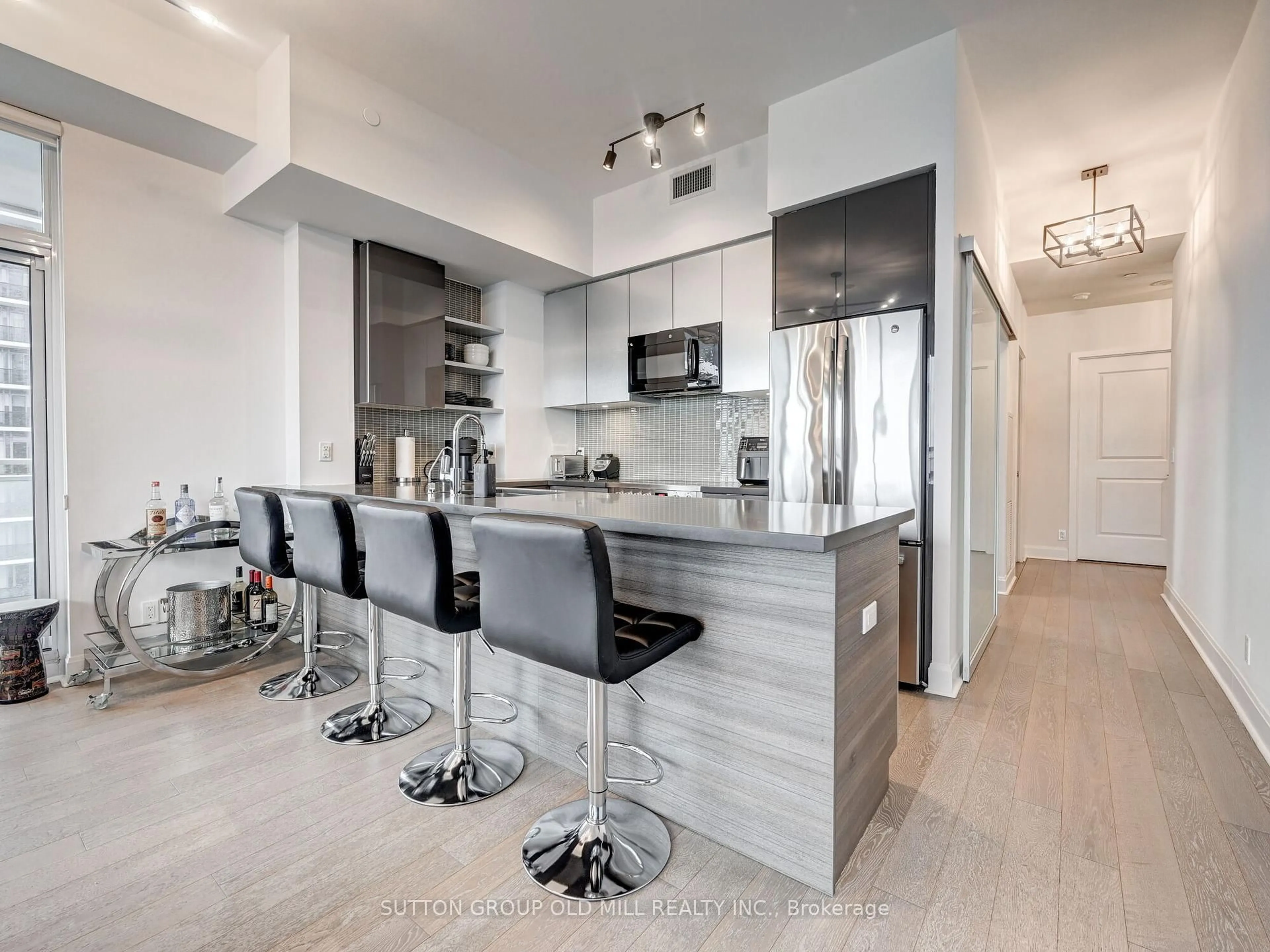 Contemporary kitchen, unknown for 33 Shore Breeze Dr #3704, Toronto Ontario M8V 0G1
