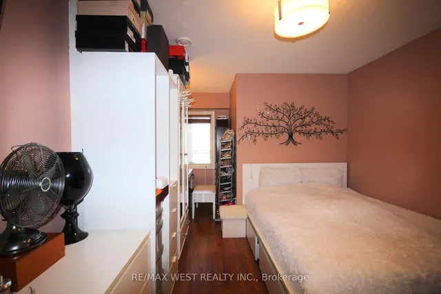 Additional property image - 7405 Goreway Dr Unit 202