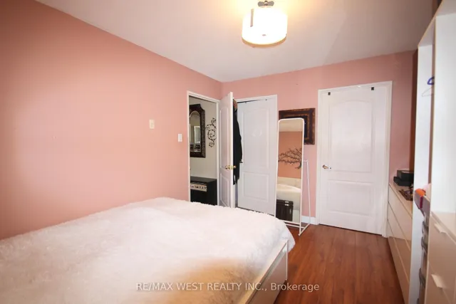 Additional property image - 7405 Goreway Dr Unit 202