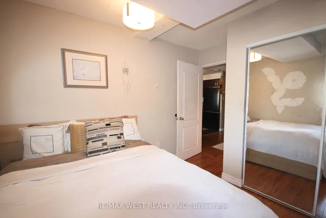Additional property image - 7405 Goreway Dr Unit 202