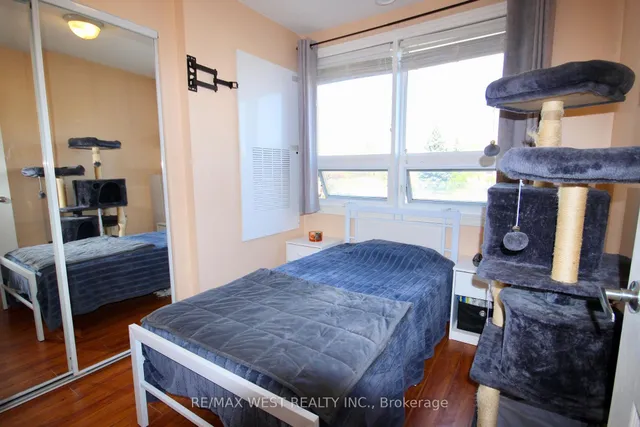Additional property image - 7405 Goreway Dr Unit 202