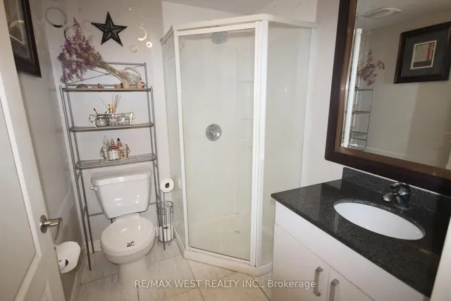 Additional property image - 7405 Goreway Dr Unit 202