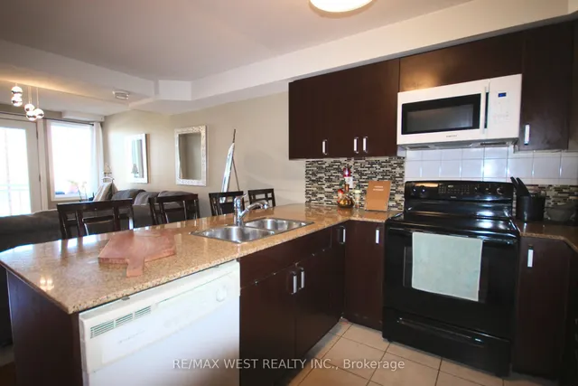 Additional property image - 7405 Goreway Dr Unit 202