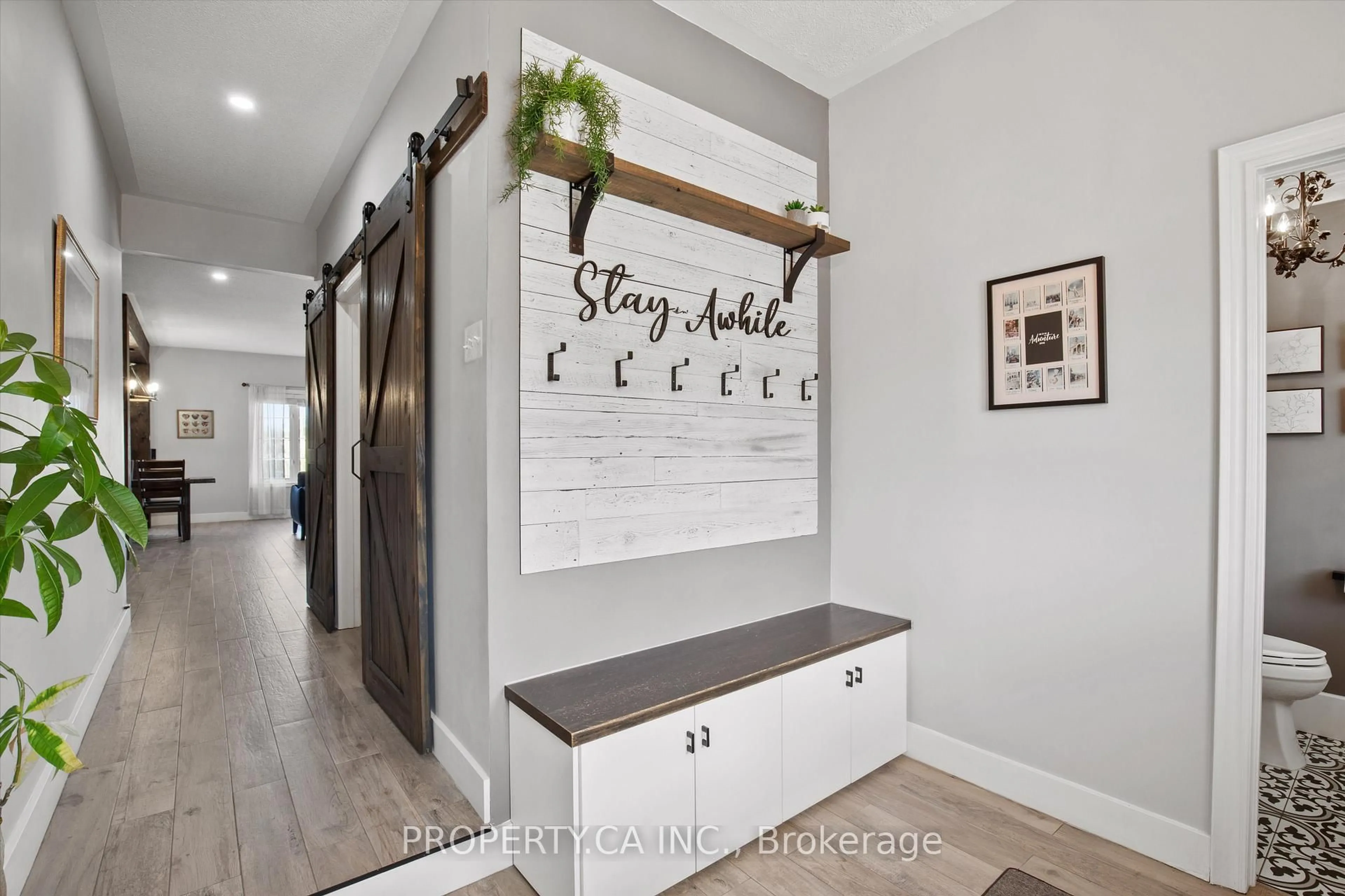 Indoor entryway for 80 Spotted Owl Cres, Brampton Ontario L7A 0K1