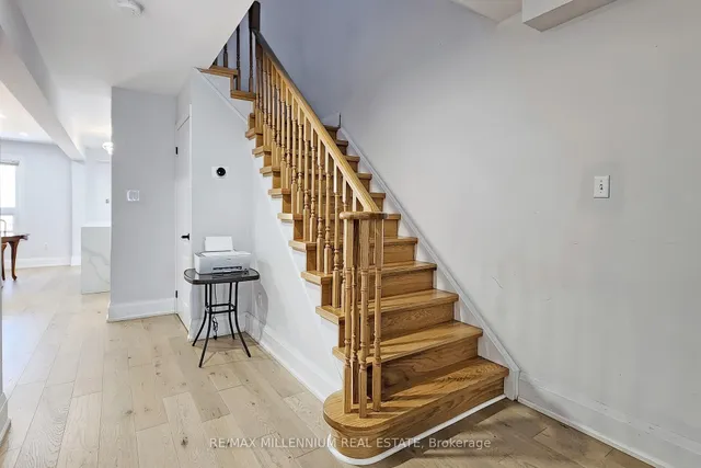Additional property image - 572 Lumberton Cres