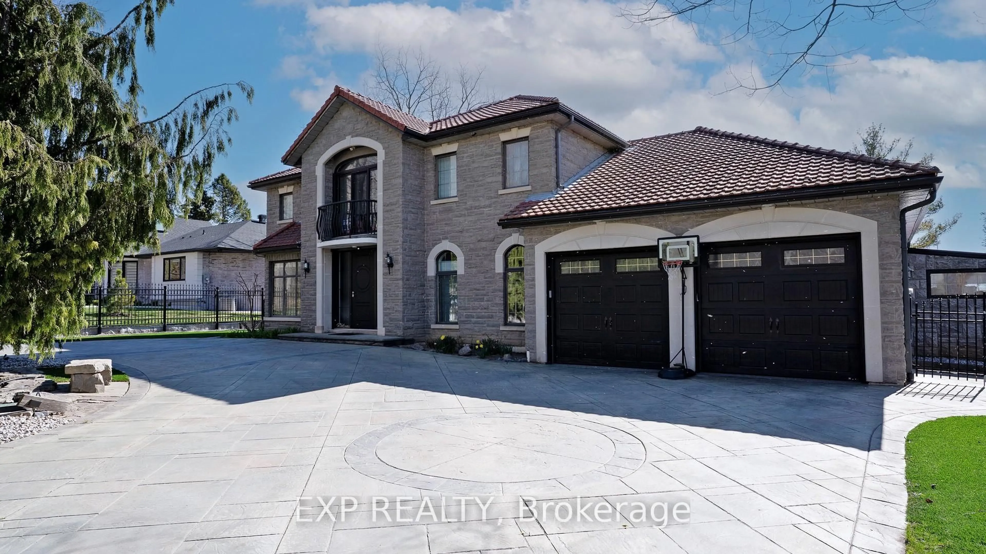 Home with brick exterior material, street for 1372 Lakeshore Rd, Oakville Ontario L6L 1G2