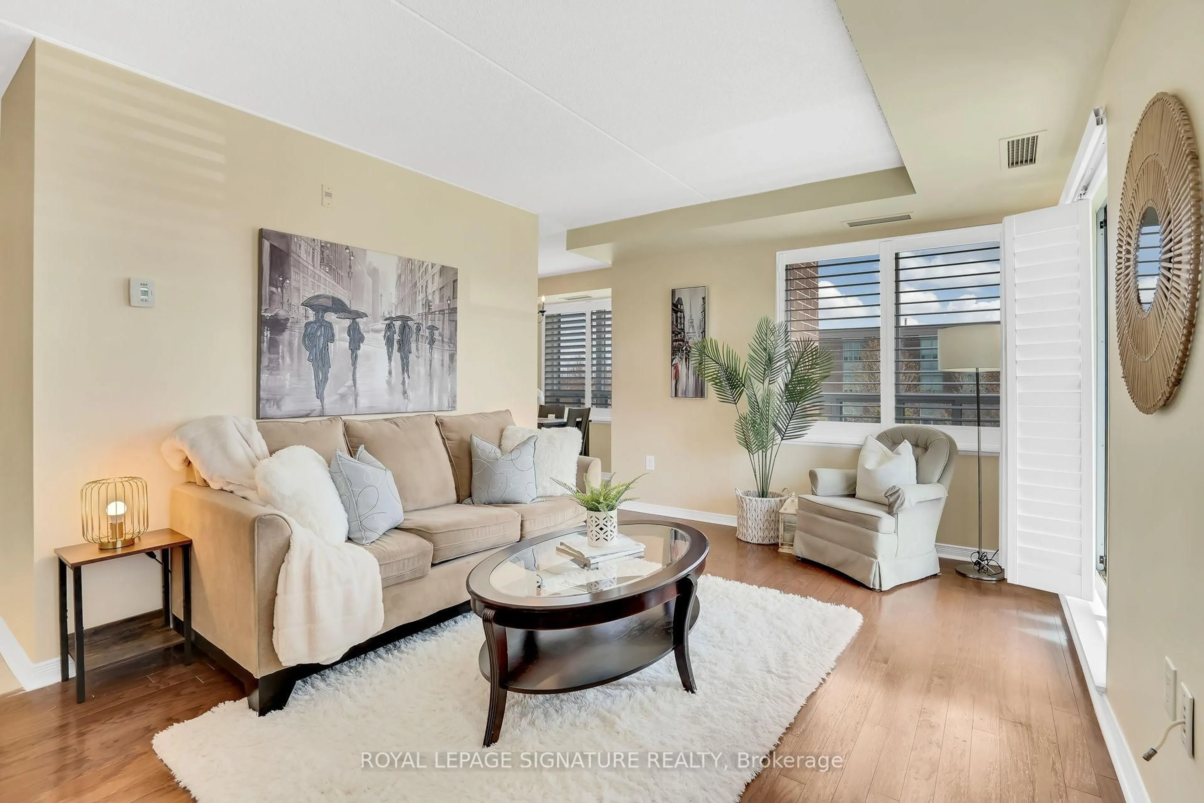 Living room with furniture, unknown for 55 Via Rosedale N/A #206, Brampton Ontario L6R 0V1
