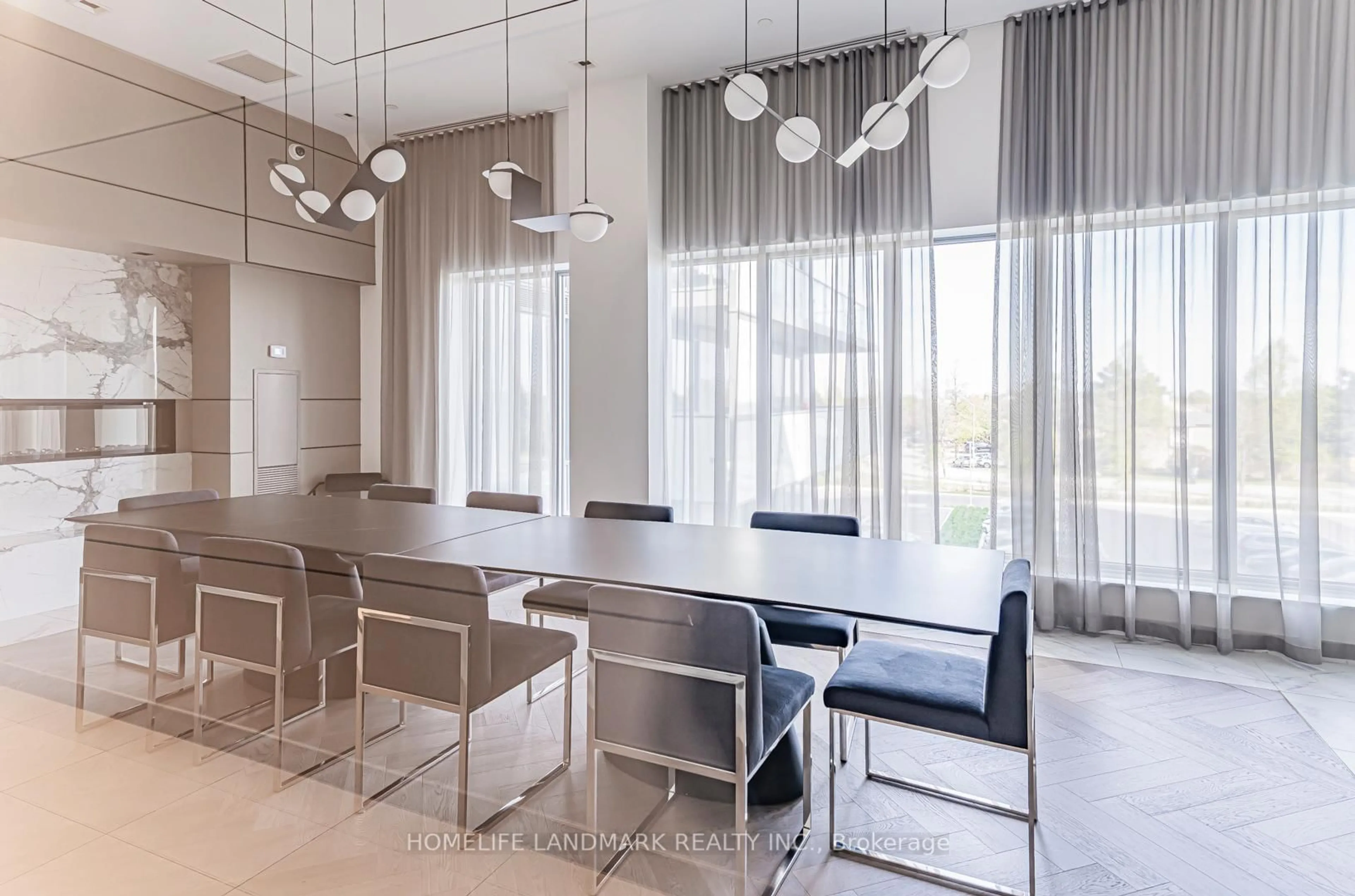 Dining room, unknown for 4675 Metcalfe Ave #1601, Mississauga Ontario L5M 0Z8